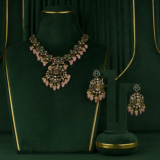 Elegant Design Fusion Kundan & Polki Victorian Necklace Set