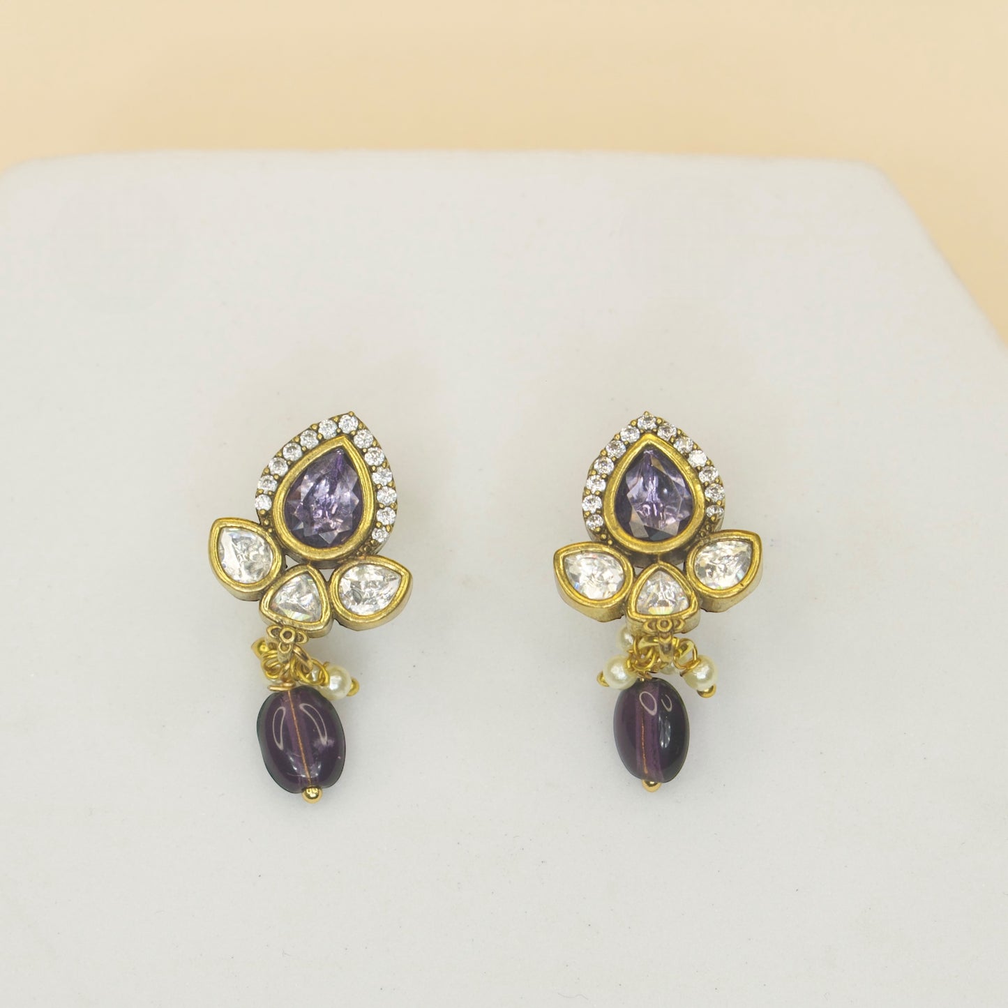 Pear Drop Victorian Stud Earrings in screw-back style. This Victorian Jewellery is available in White, Red,Green & Purple colour variants. 