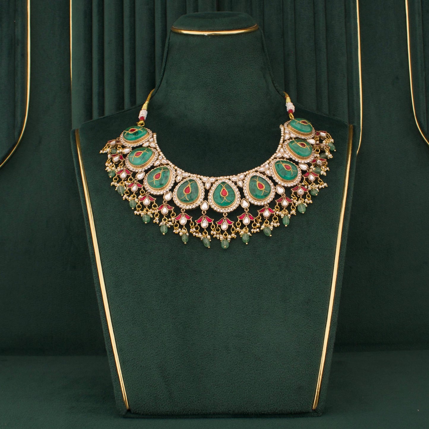 Grand Fusion Kundan & Polki Victorian Necklace with Matching Earrings