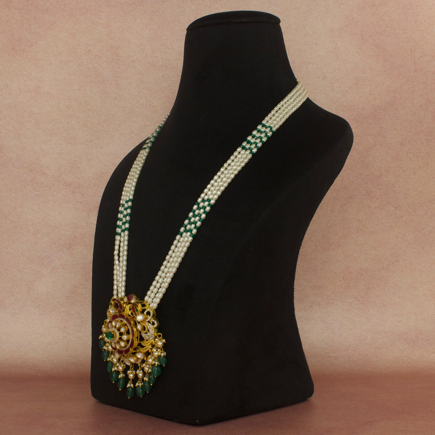 Regal Splendor: Jadau Kundan Pearl Necklace Set with 22k Gold plating