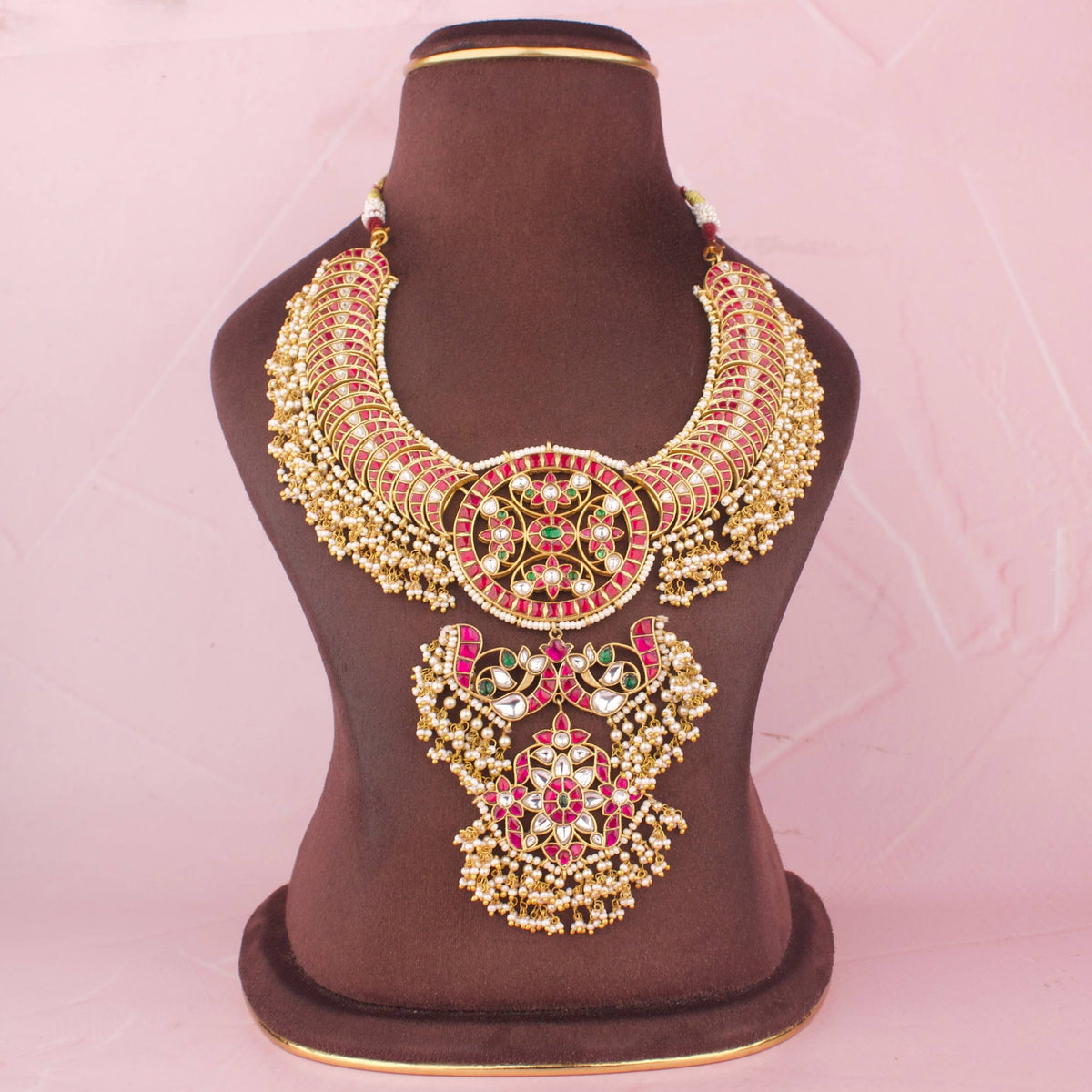 Grand Jadau Kundan Necklace With Guttapusalu Hangings