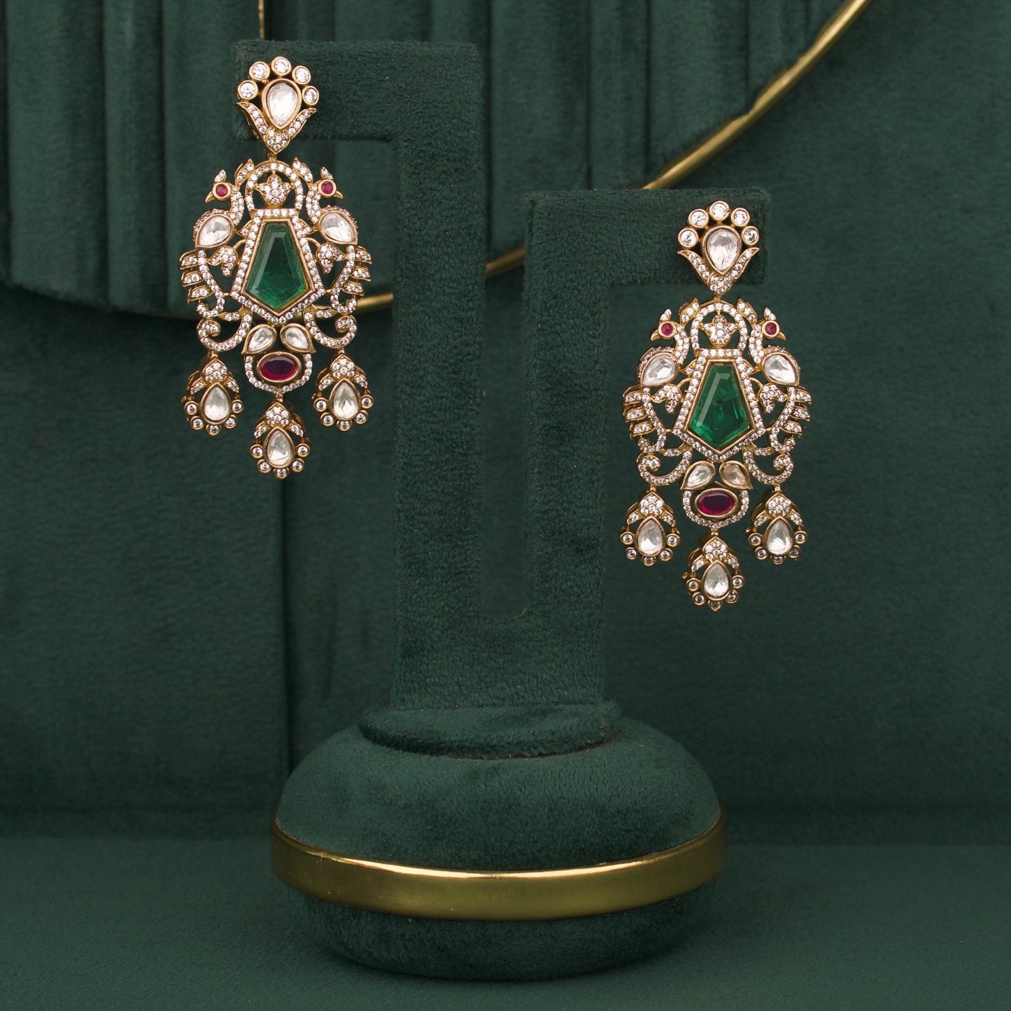Regal Victorian Necklace Set with Emerald Pendant And Matching Earrings