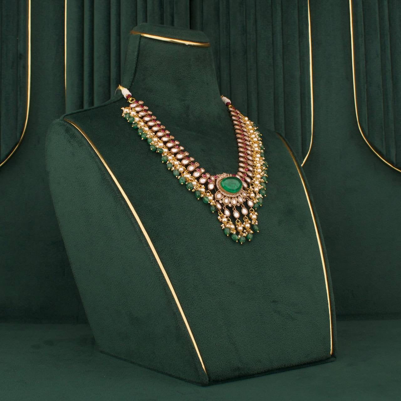 Sleek Victorian Polki Hanging Necklace Set