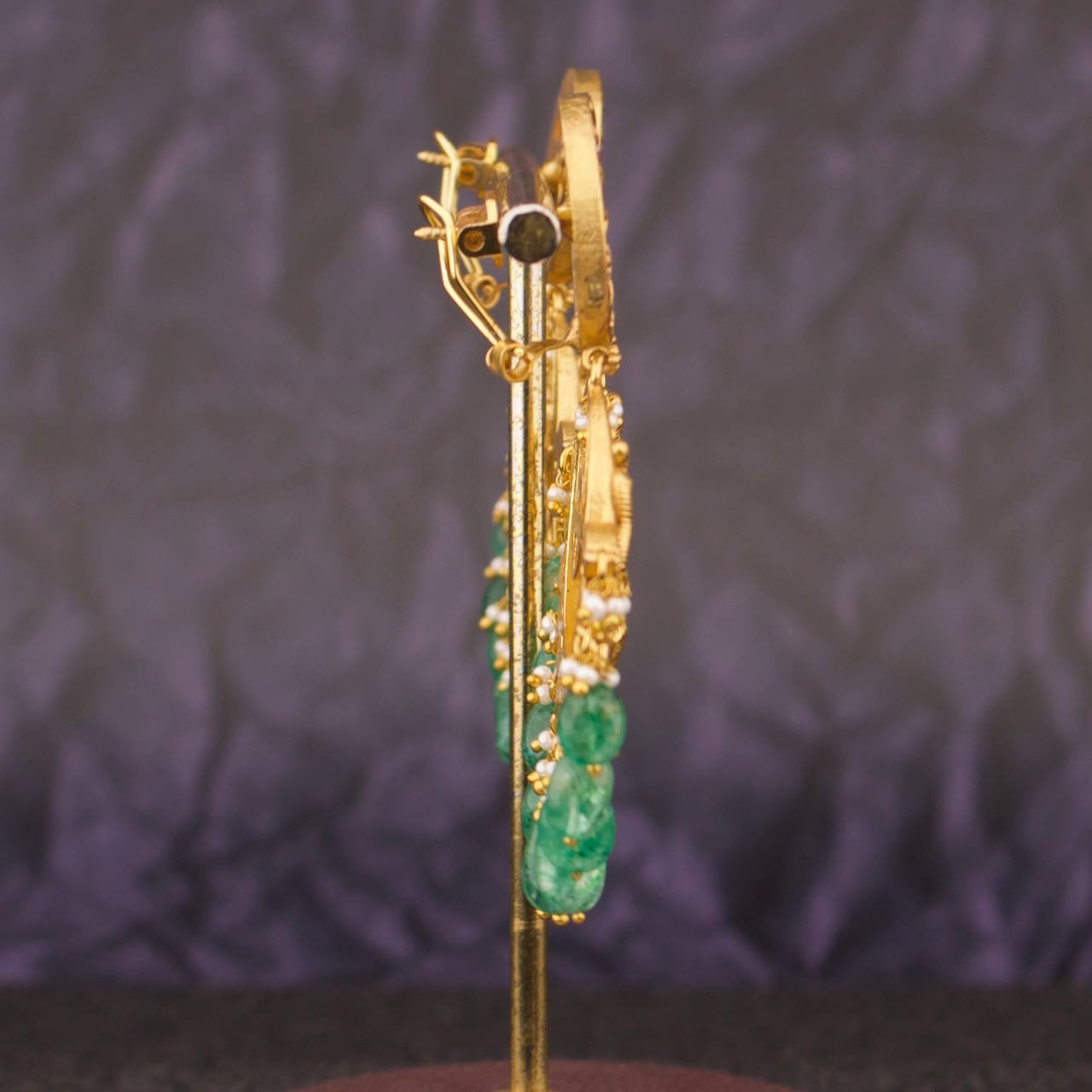 Traditional Jadau Kundan Chandbali Earrings With Green Beads