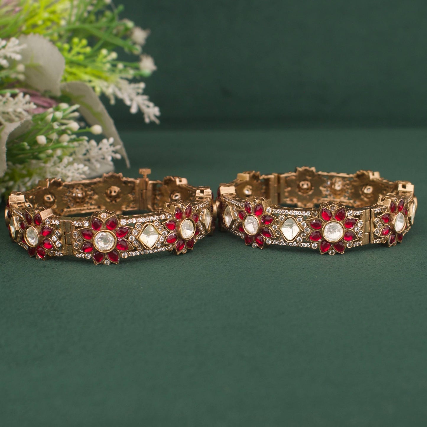 Backing & Workmanship Detail of Floral Design Fusion Kundan & Polki Mehandi Victorian Bangles | Dulhan Jewels