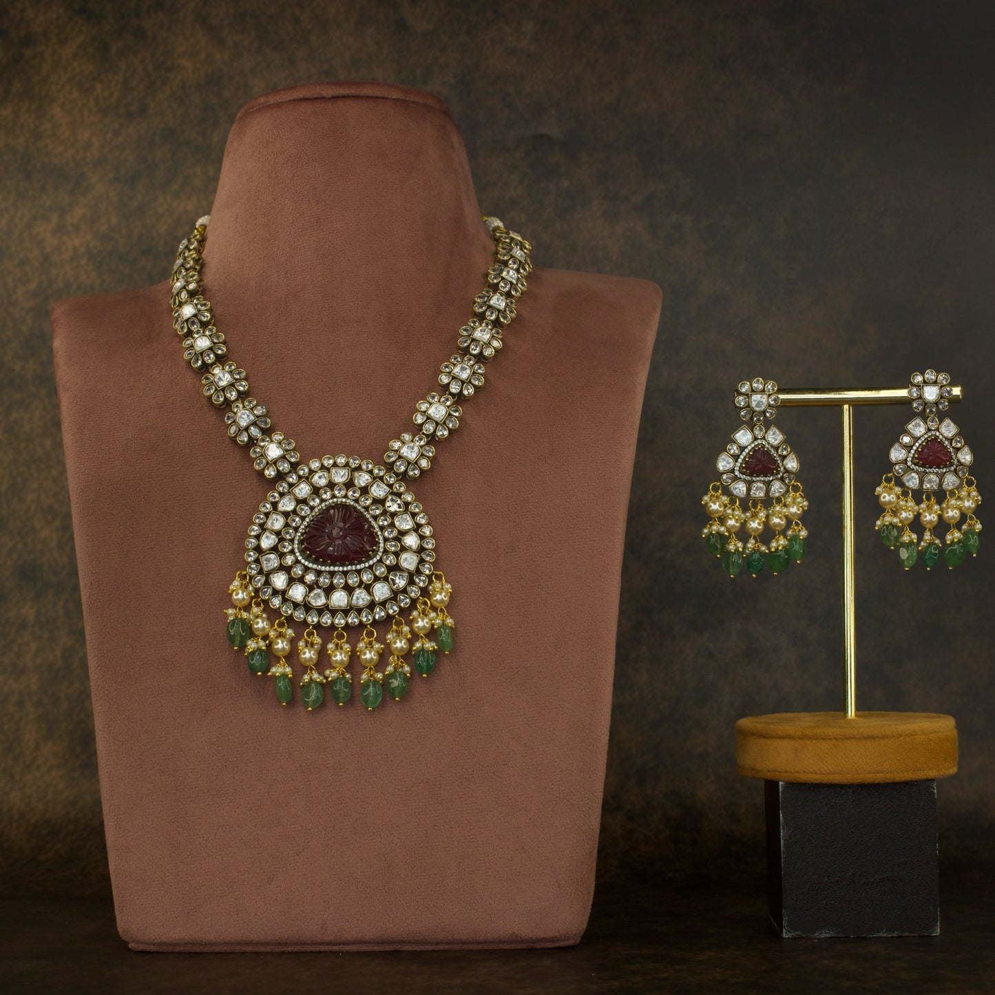 Handcrafted Victorian Necklace Set with Carving stones with High Quality Victorian finish. This product belongs to Victorian jewellery category