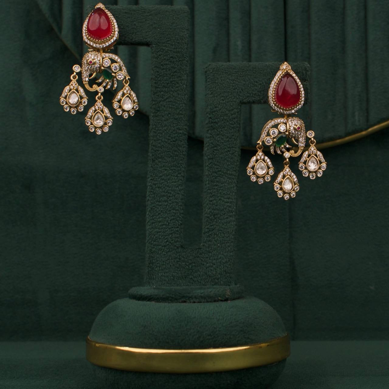 Bridal Victorian Polki Necklace Set With Matching Earrings