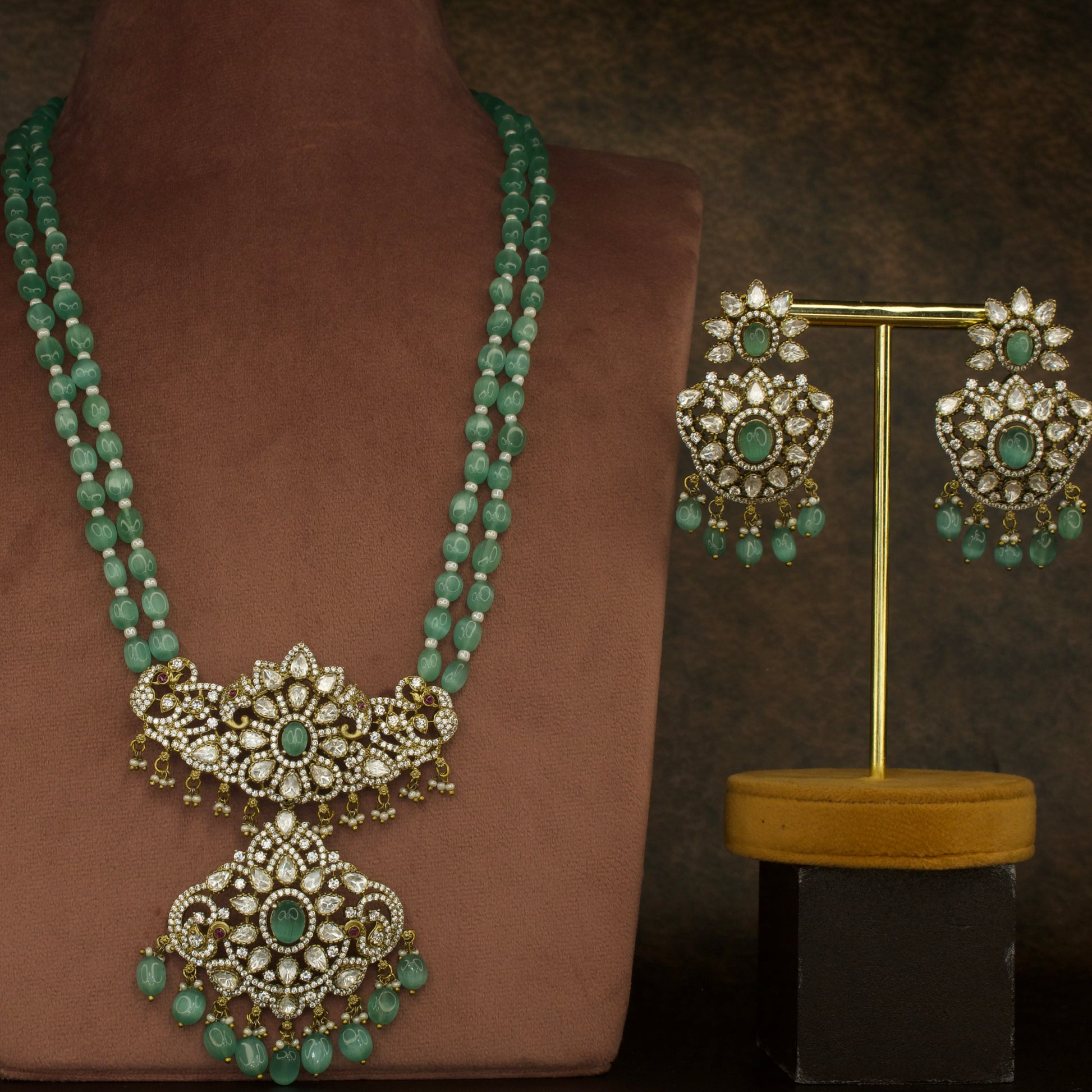 Victorian Rani Haar Necklace set with Zircon