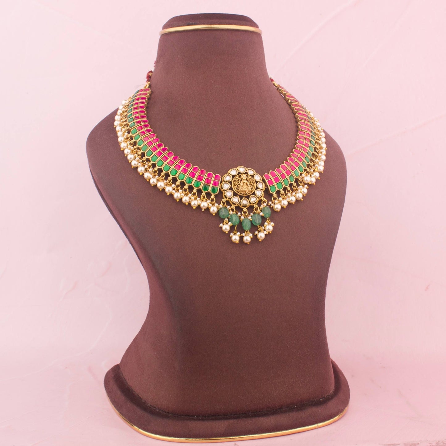 Sleek Jadau Kundan Necklace With Earrings