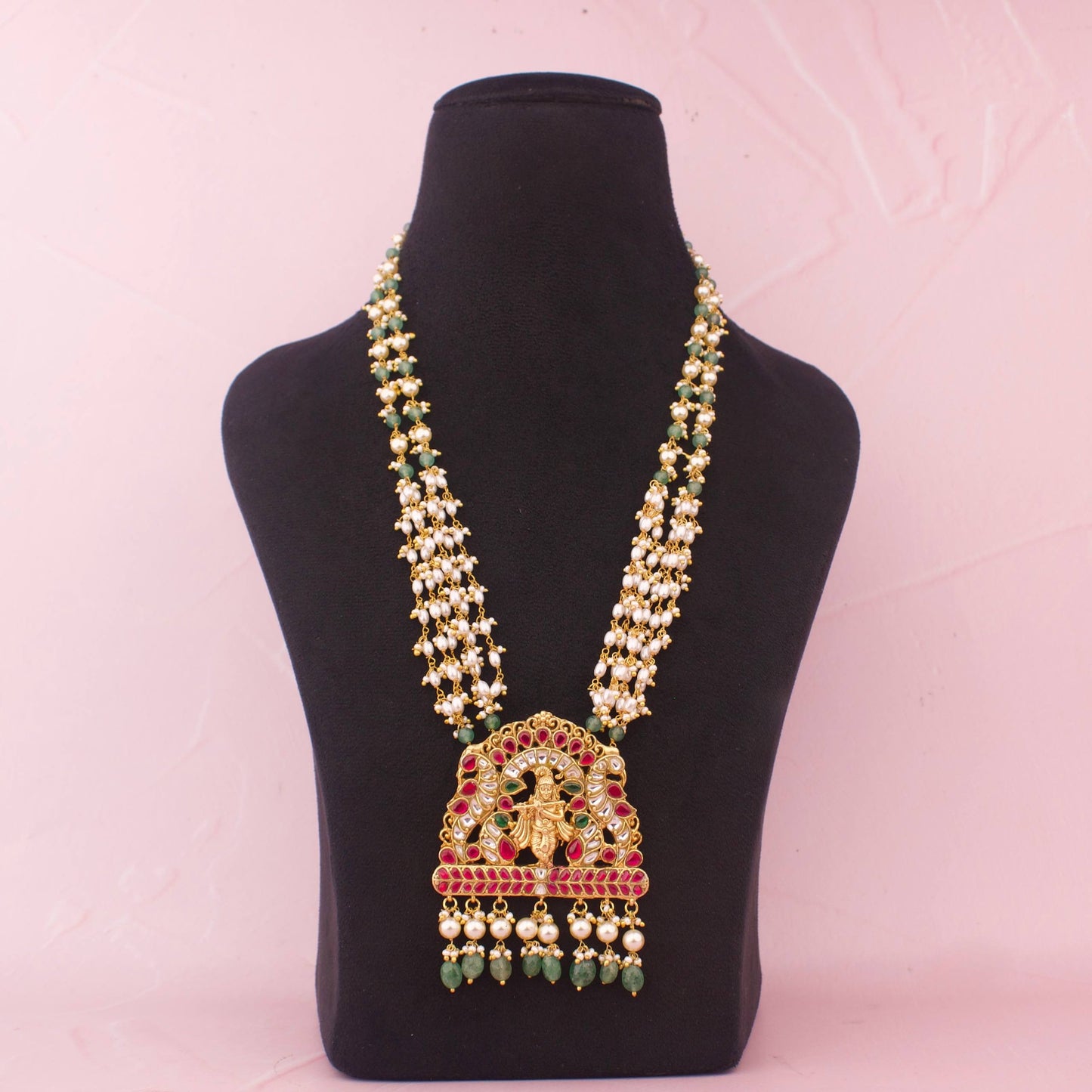 Imperial Long Haar Necklace With Flute-Playing Krishna Pendant In Jadau Kundan