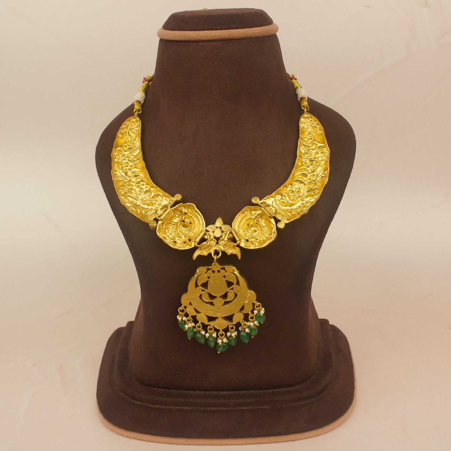 Traditional Jadau Kundan Kanti Necklace