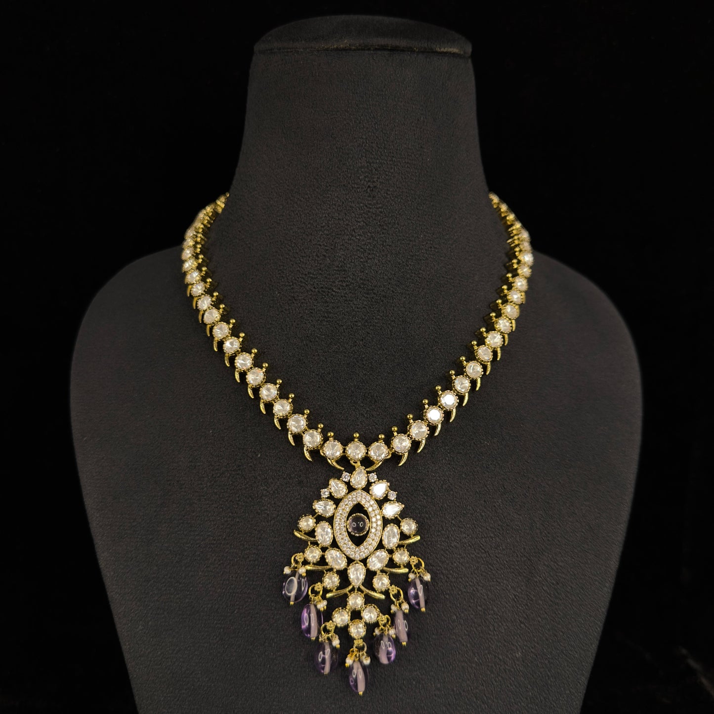 Victorian AD Necklace with push back earrings