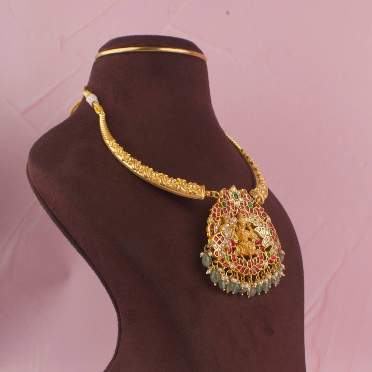 Divine Lakshmi Devi Jadau Kundan Kanti Necklace
