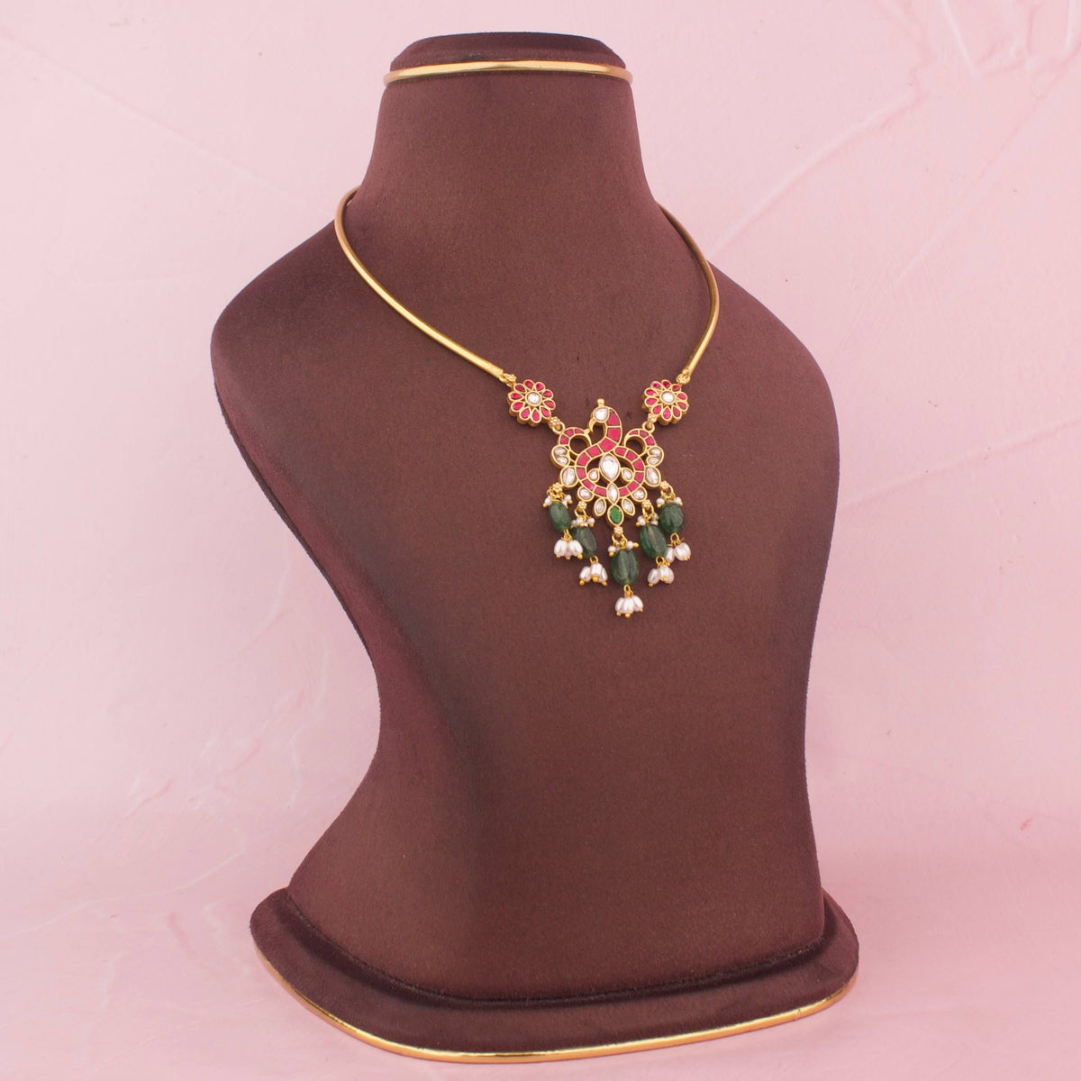Minimal Jadau Kundan Hasli With Peacock Design Craftsmanship & Detail View - Dulhan Jewels