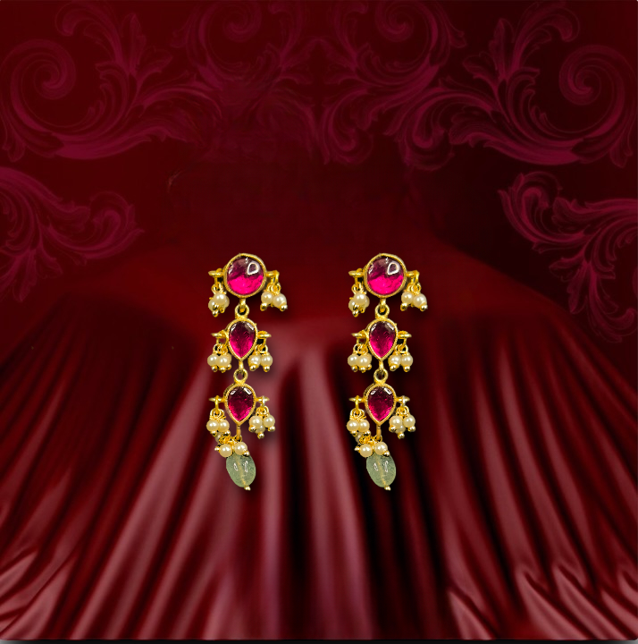 Beautiful Jadau kundan hanging earrings in Red