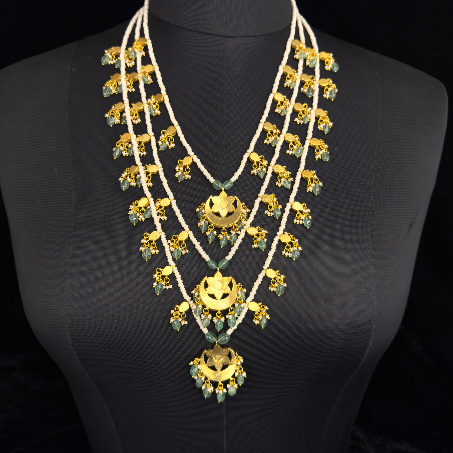 Jadau Kundan Three-Layer Necklace - Elegant Traditional Craftsmanship