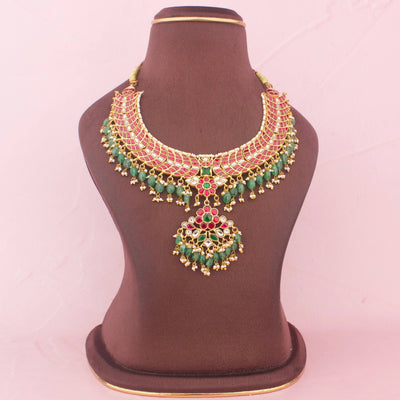 Elegant Jadau Kundan Necklace With Floral Pendant