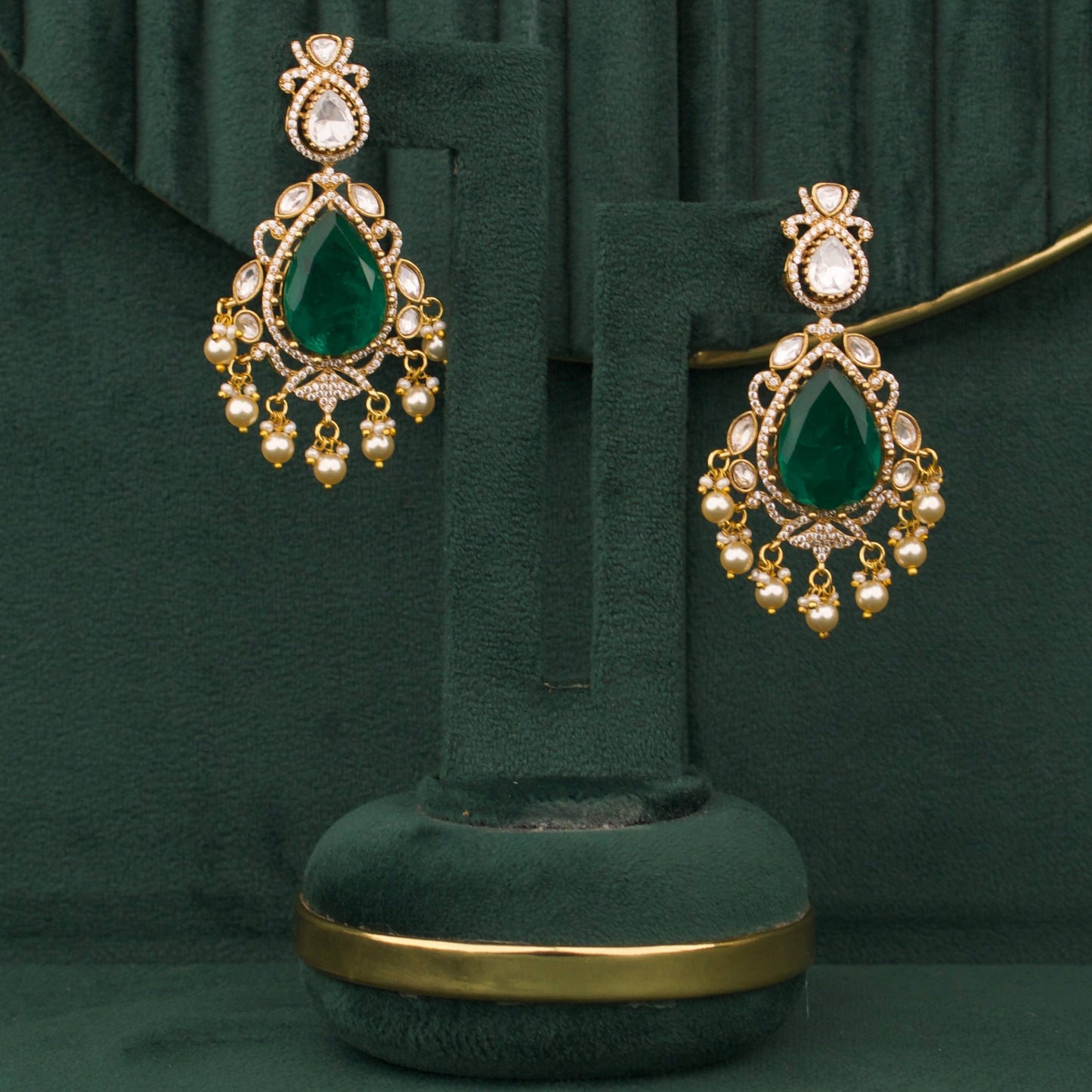 Victorian Choker Necklace set With Earrings And Maang Tikka