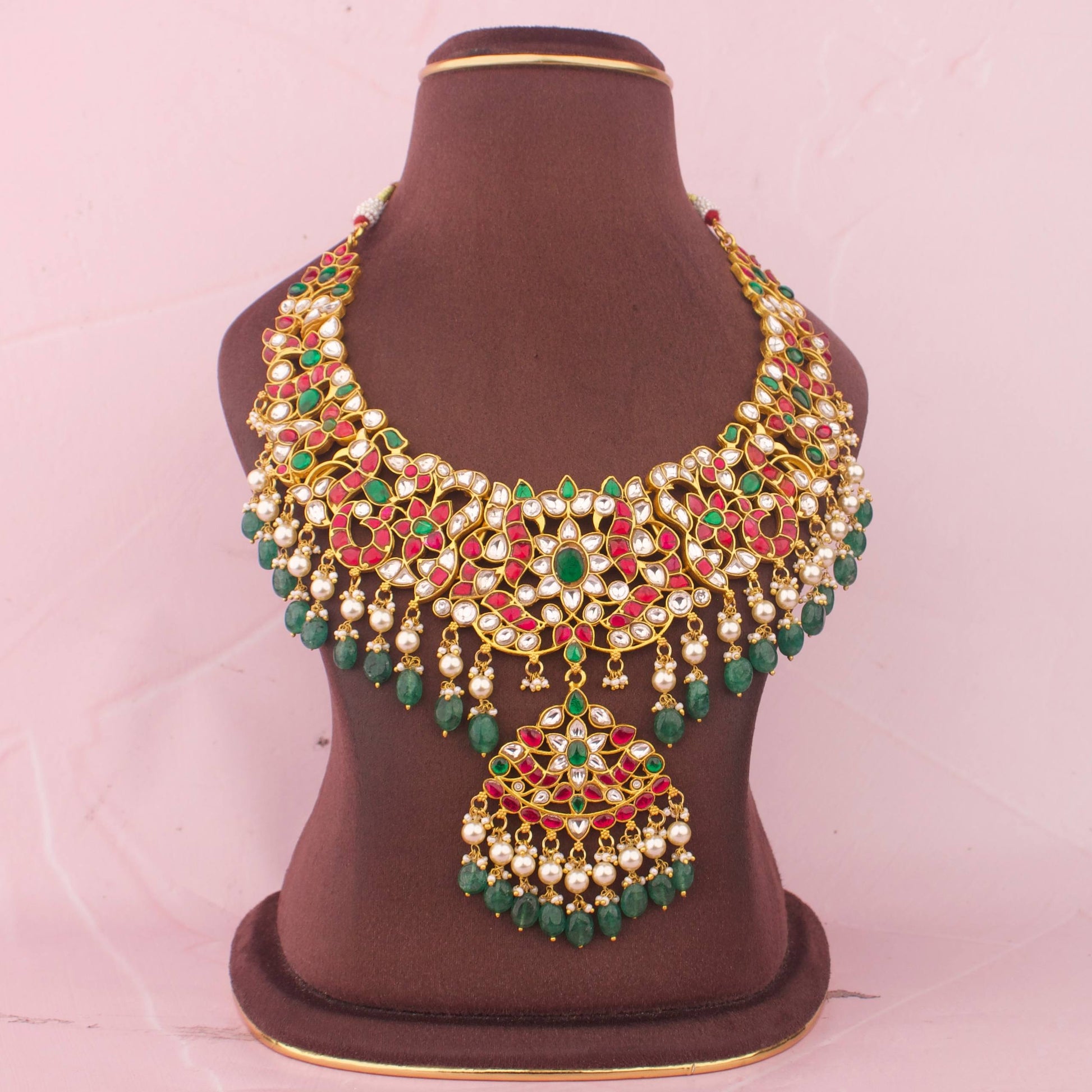 Premium Traditional Jadau Kundan Necklace With Green Bead Hangings adorned with emerald beads