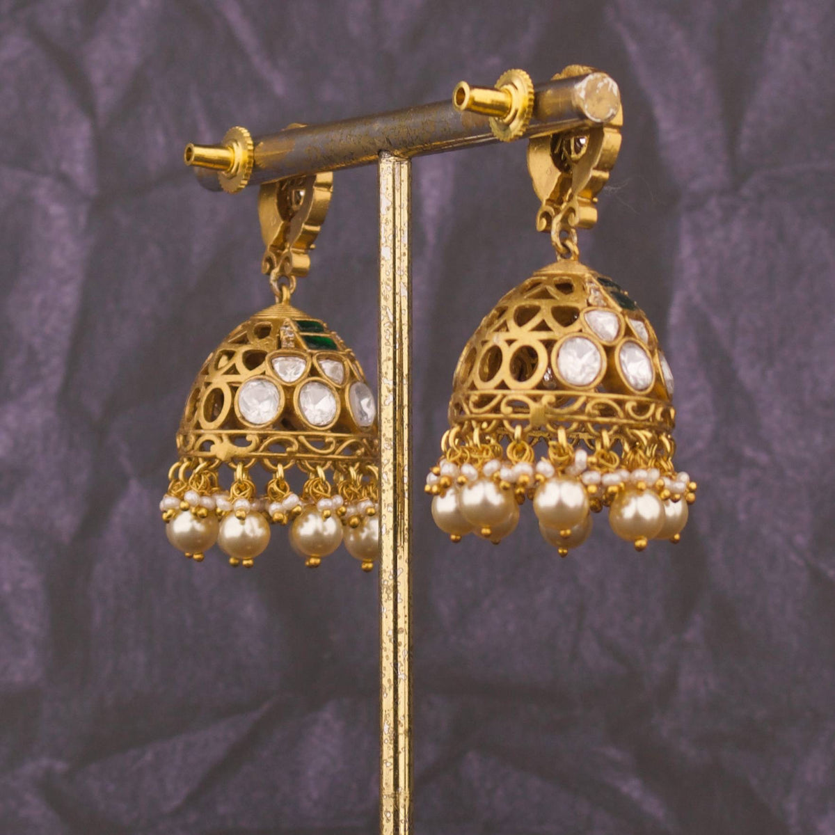 Emerald Fusion Polki x Jadau Kundan Jhumki Earrings Craftsmanship & Detail View - Dulhan Jewels