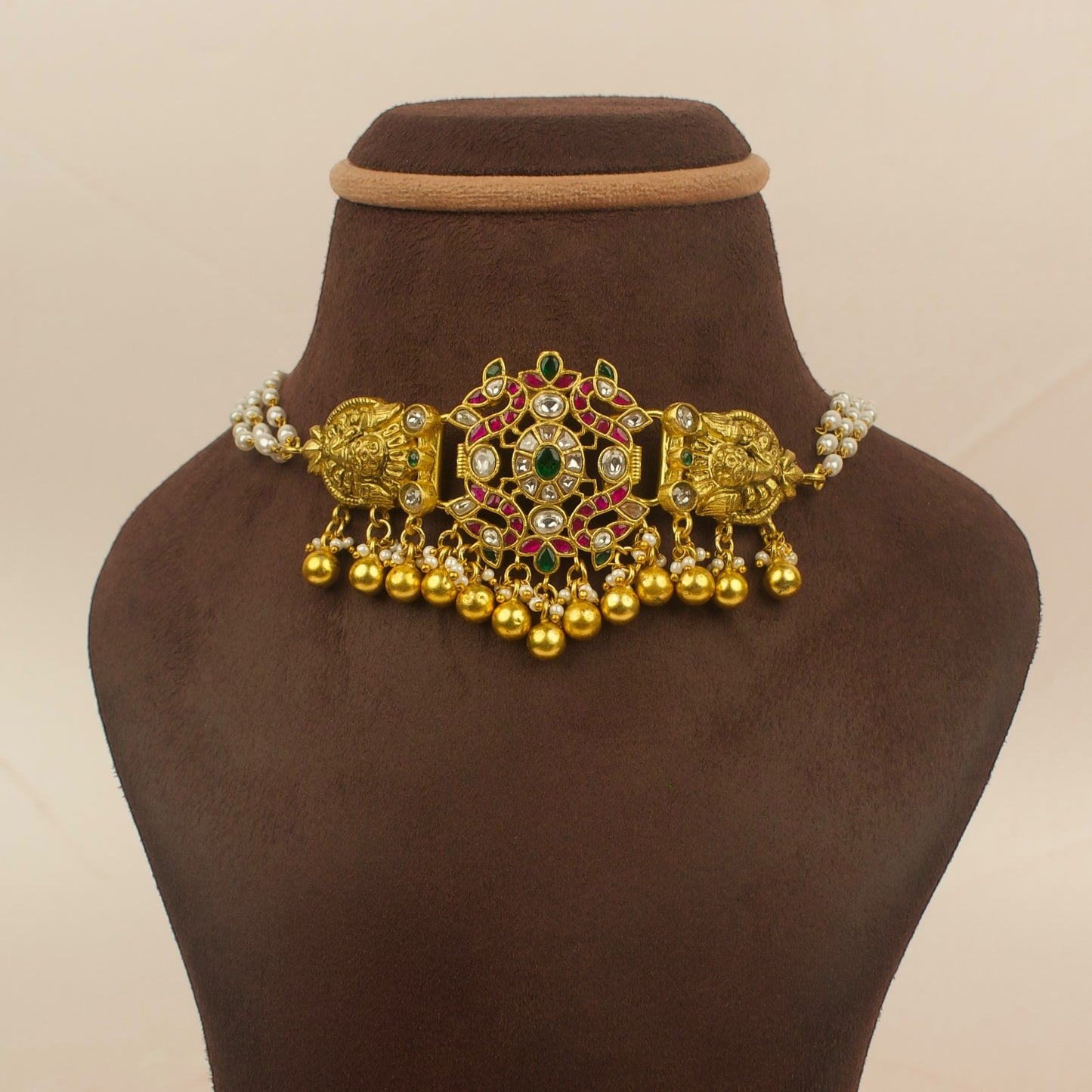 Elegant Jadau Kundan Pearl Choker