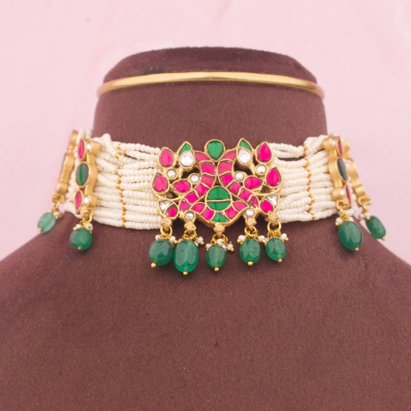 Designer Jadau Kundan Choker With Emerald Beads