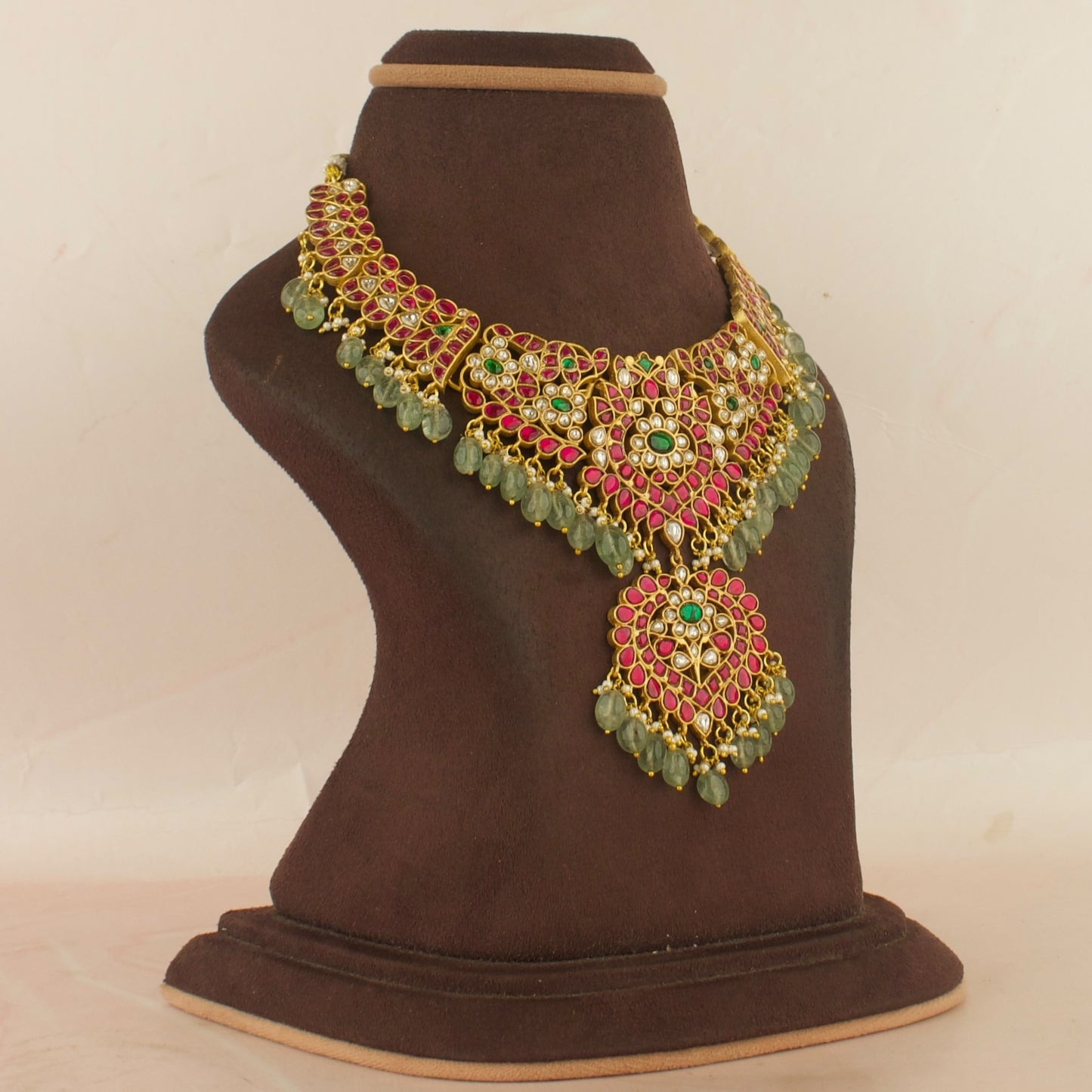 Floral Chandbali Design Locket Jadau Kundan Short Necklace