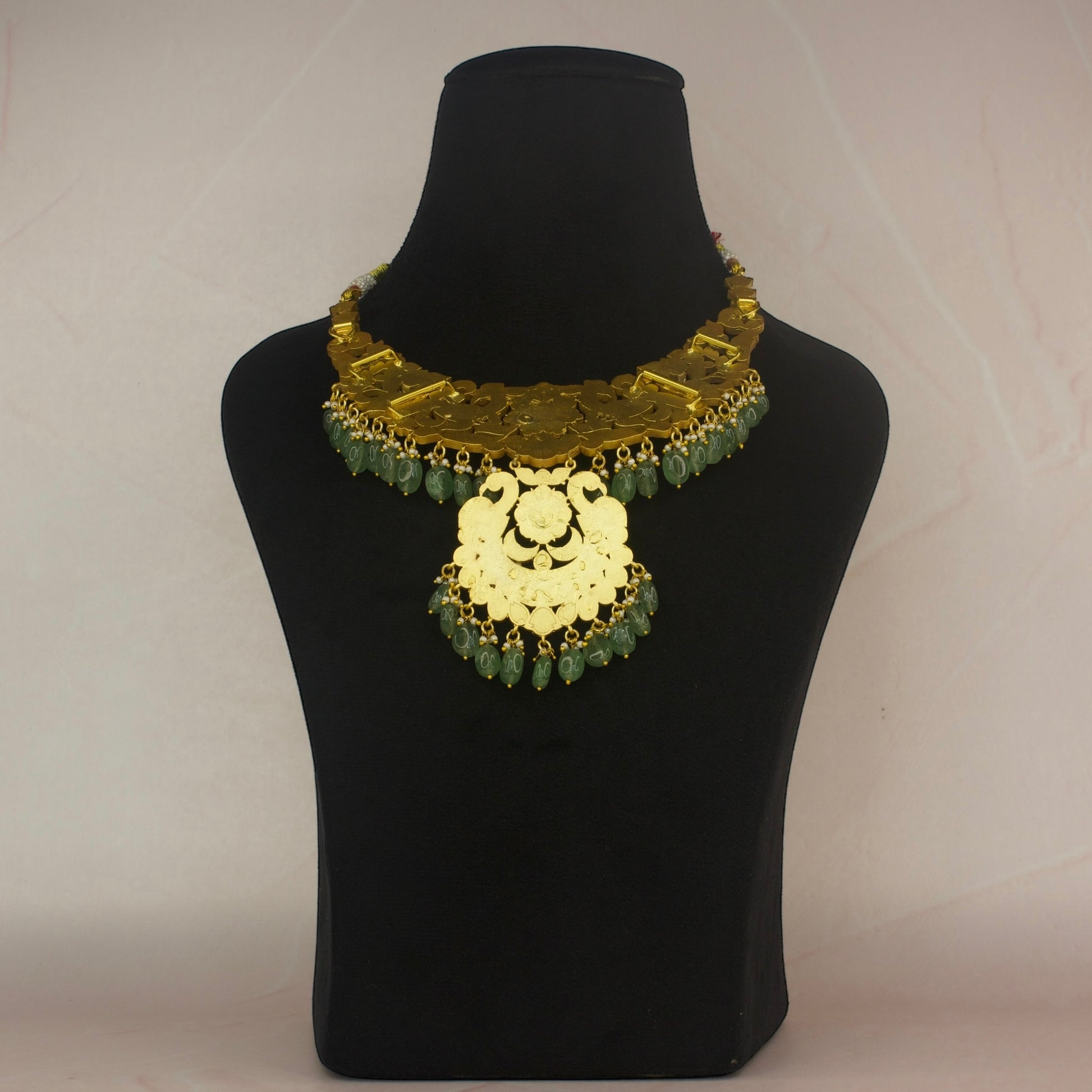 Beaded Jadau Kundan Short Necklace with Gold Plating with 22k Gold Plating. THis product belongs to Jadau kundan jewellery Category