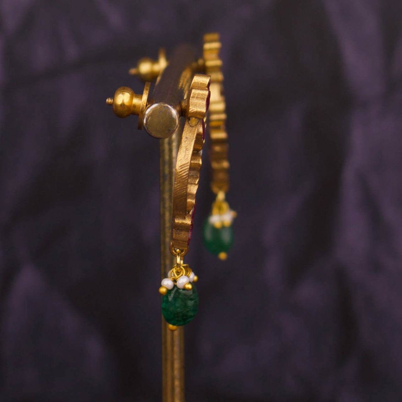 Unique Jadau Kundan Earrings With Pearls & Bead Droplet