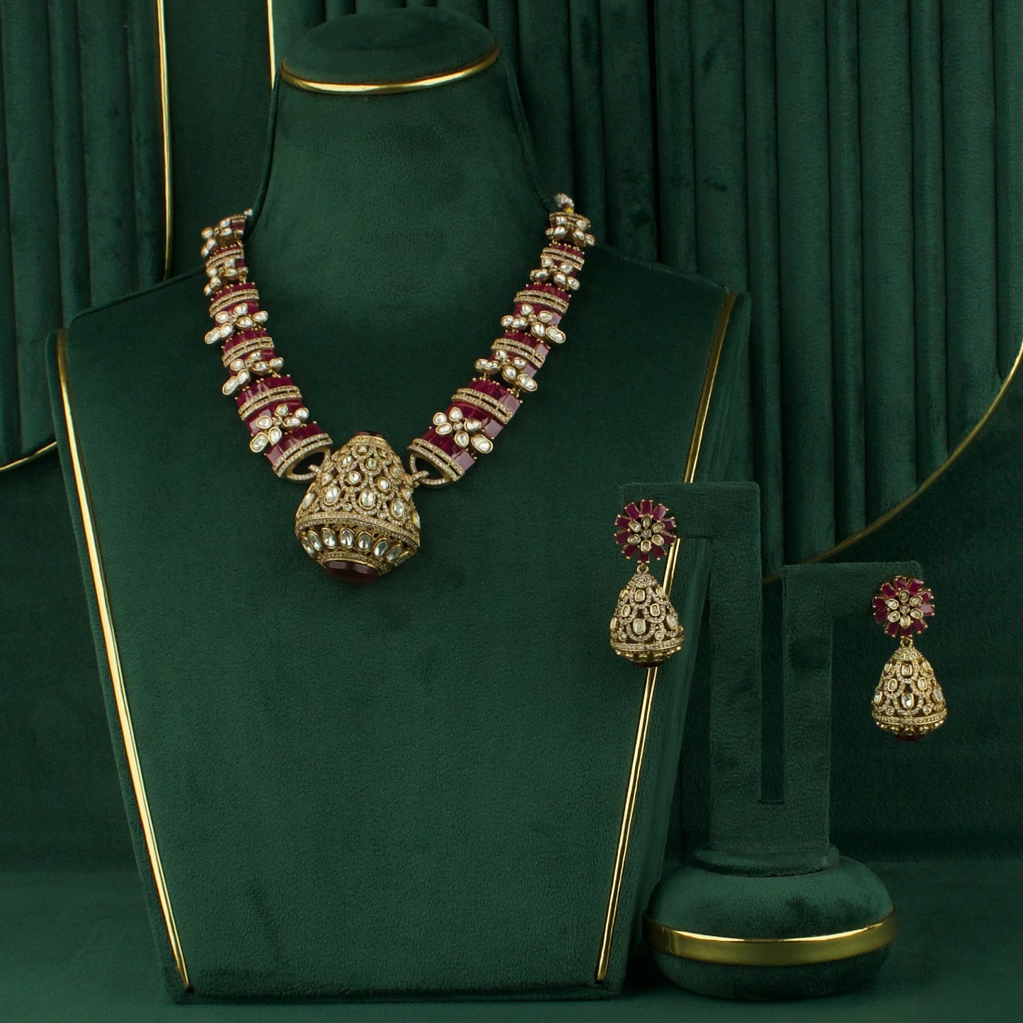 Diamond Victorian Kanti Necklace Set