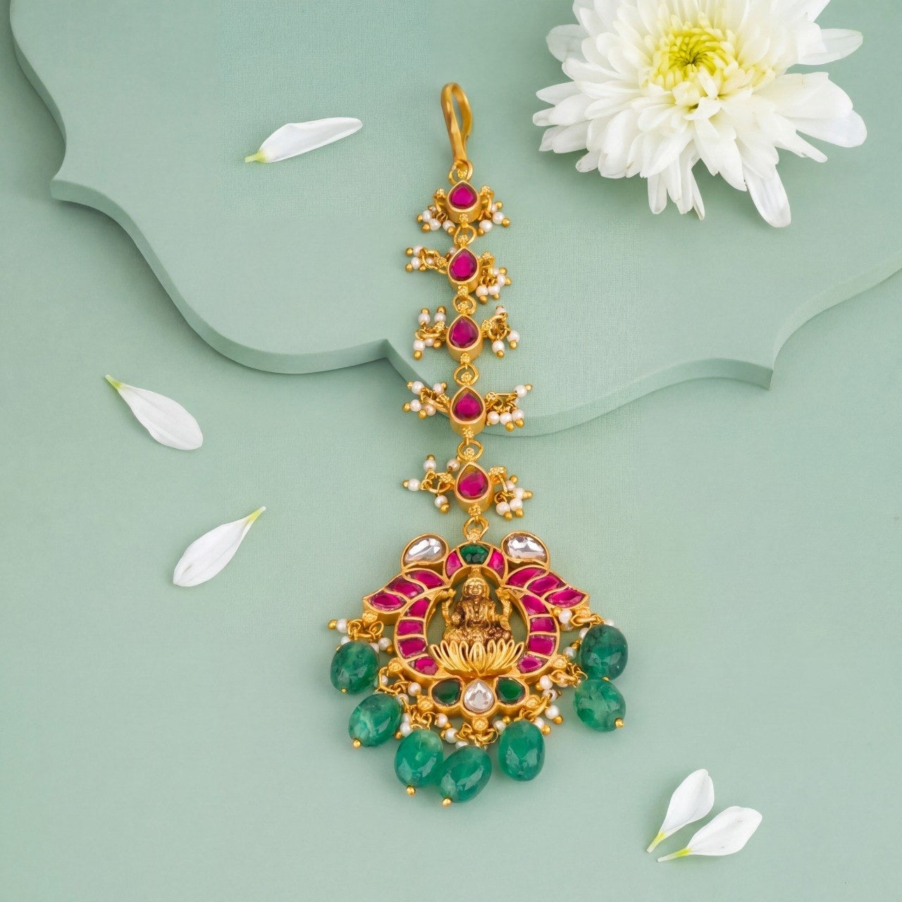 Royal Goddess Lakshmi Jadau Kundan Maang Tikka With Green Drops