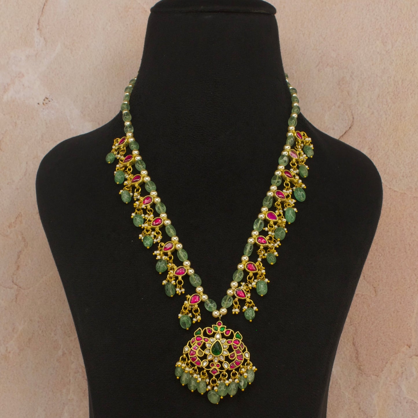 Elegant Pearl Necklace In Jadau Kundan