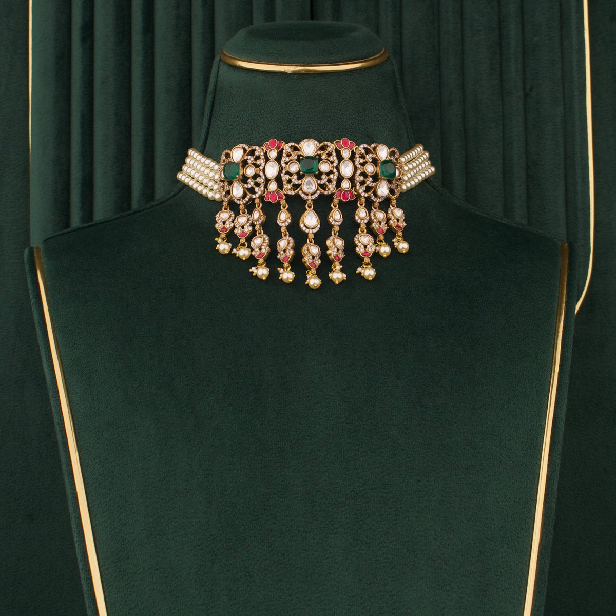 Premium Polki Jadau Kundan Choker With Swarovski Pearls Craftsmanship & Detail View - Dulhan Jewels