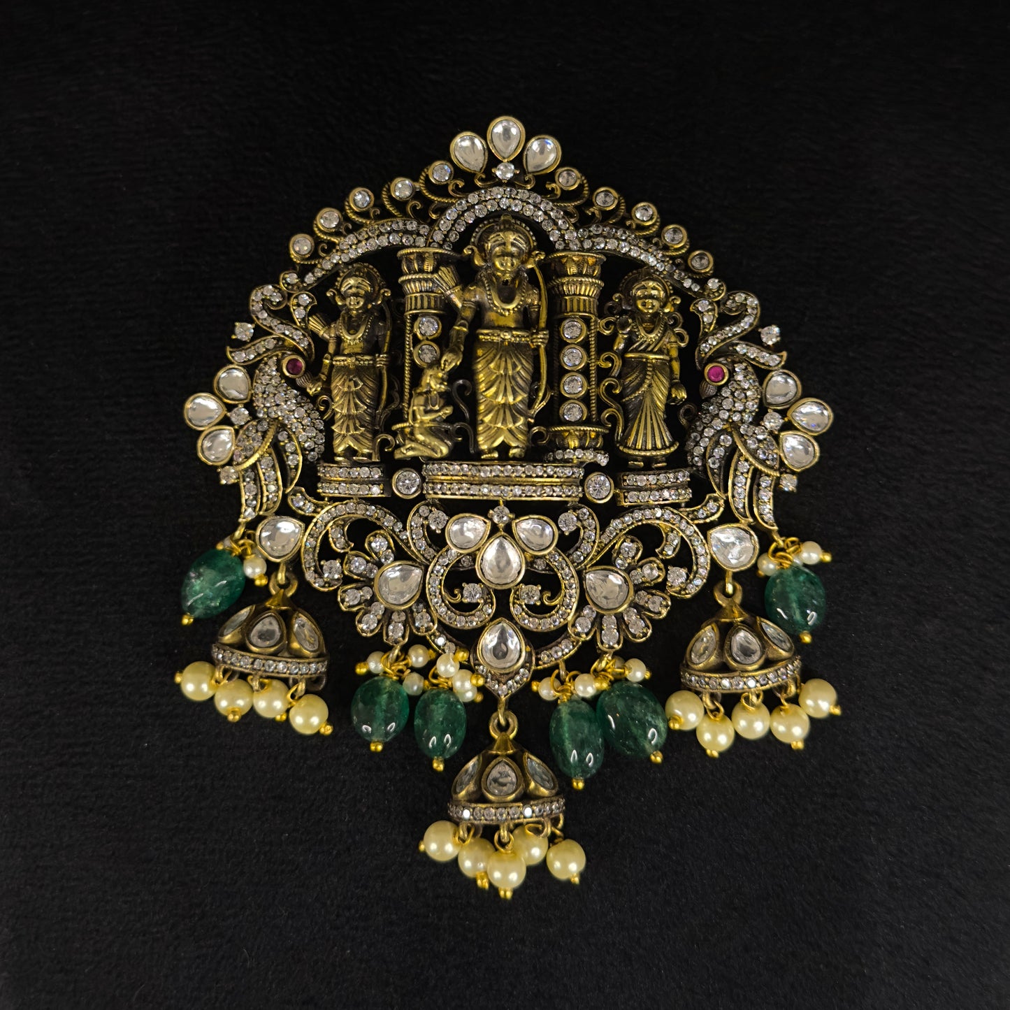 Ram Parivaar Victorian Pendant Set with pearls & onyx beads