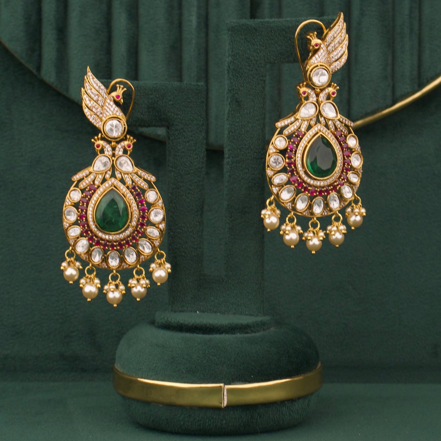 Designer Victorian Necklace Set With Matching Earrings
