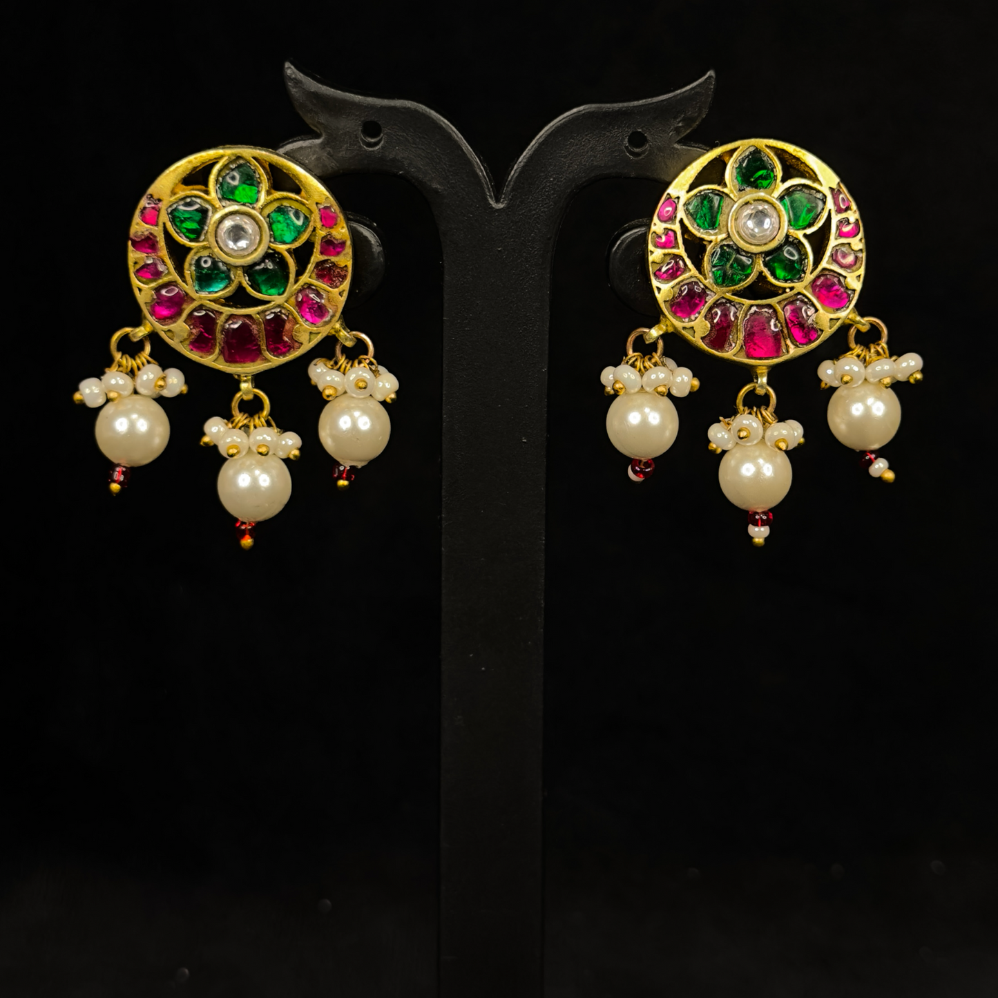 Intricate Flower Stud Earrings in Jadau Kundan with Pearls
