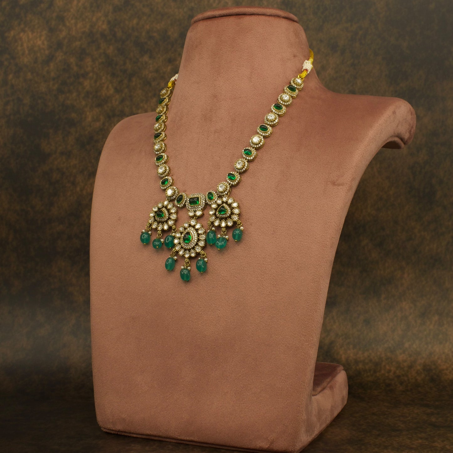 Victorian Polki Elegance Short Necklace Set