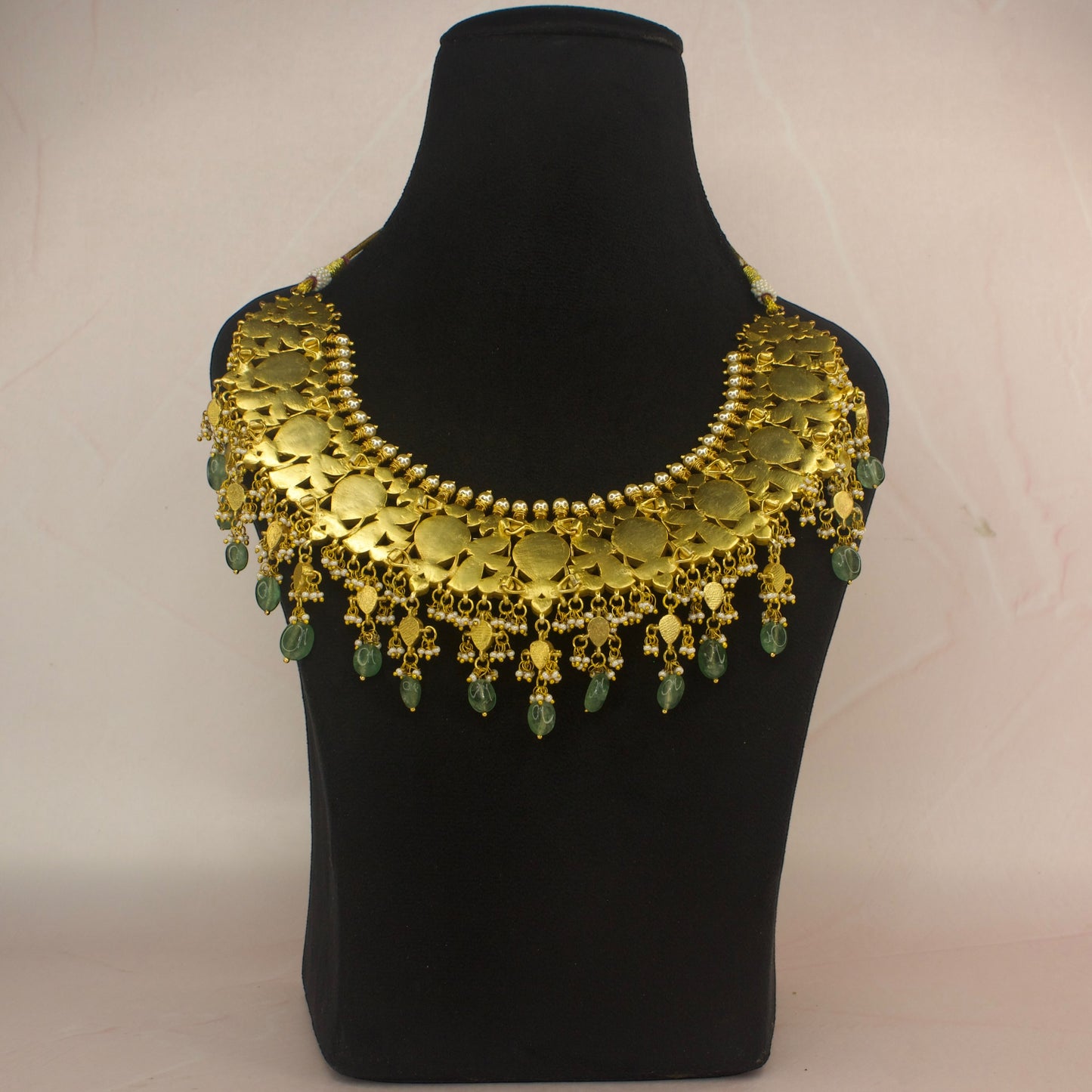 Grand bridal Jadau kundan necklace with green beads & kundan drops