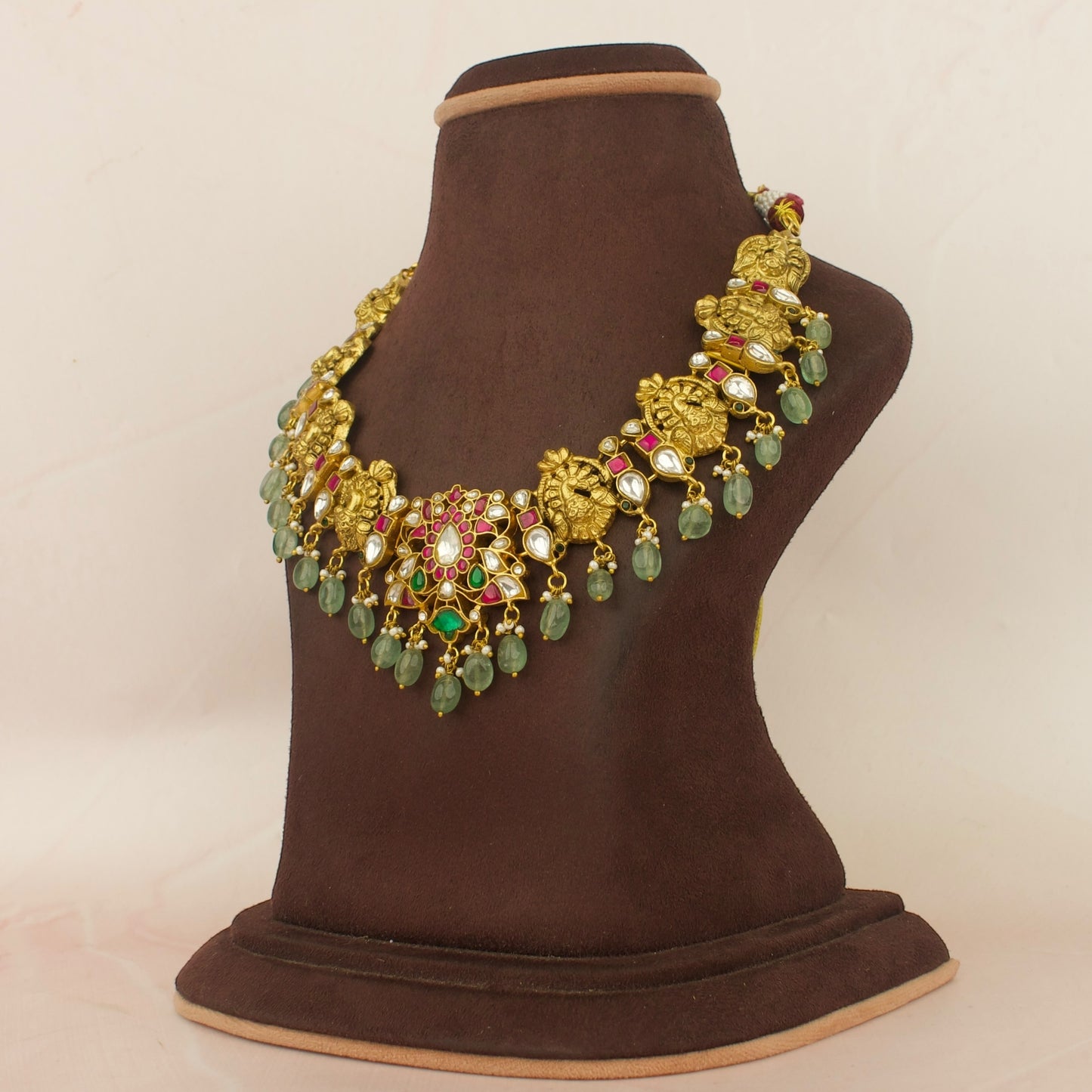 Radiant Jadau Kundan Necklace With Nakshi Work