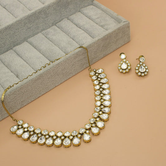 Timeless Elegance: Victorian Polki Necklace Set with high quality Victorian finish