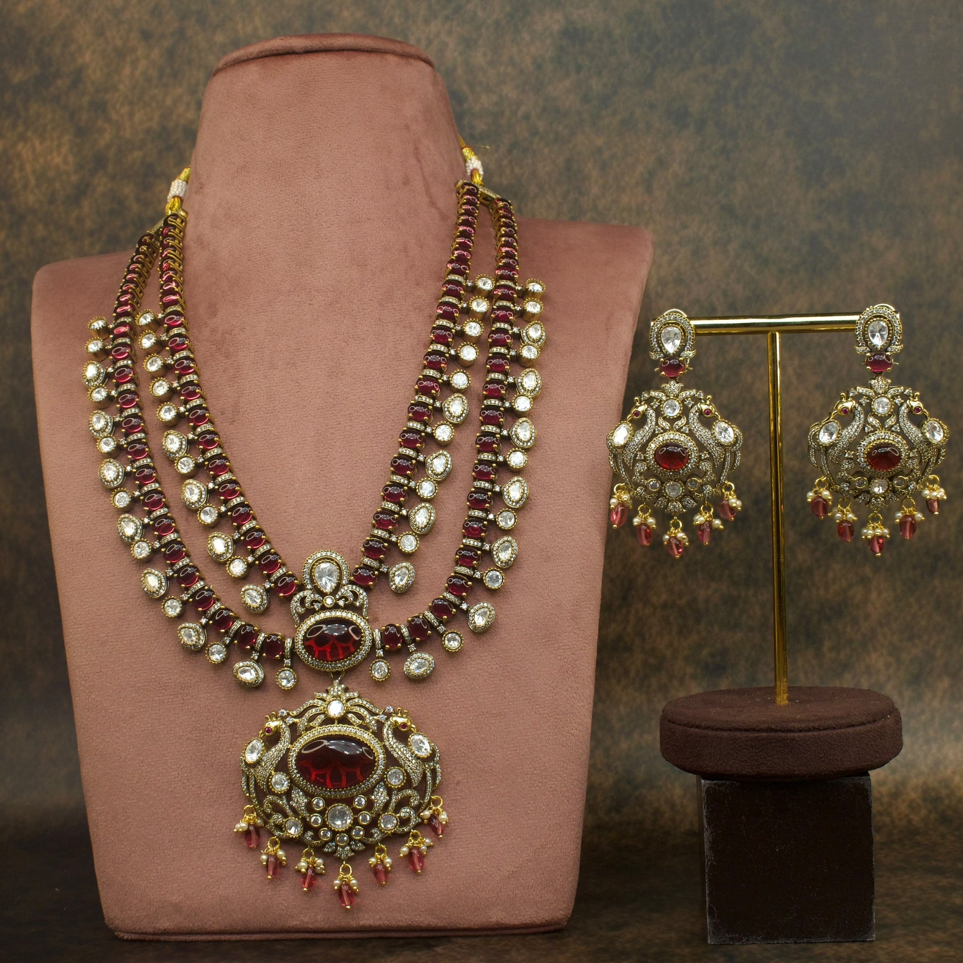 Opulent Radiance: Victorian Necklace Set with Earrings with High quality Victorian finish