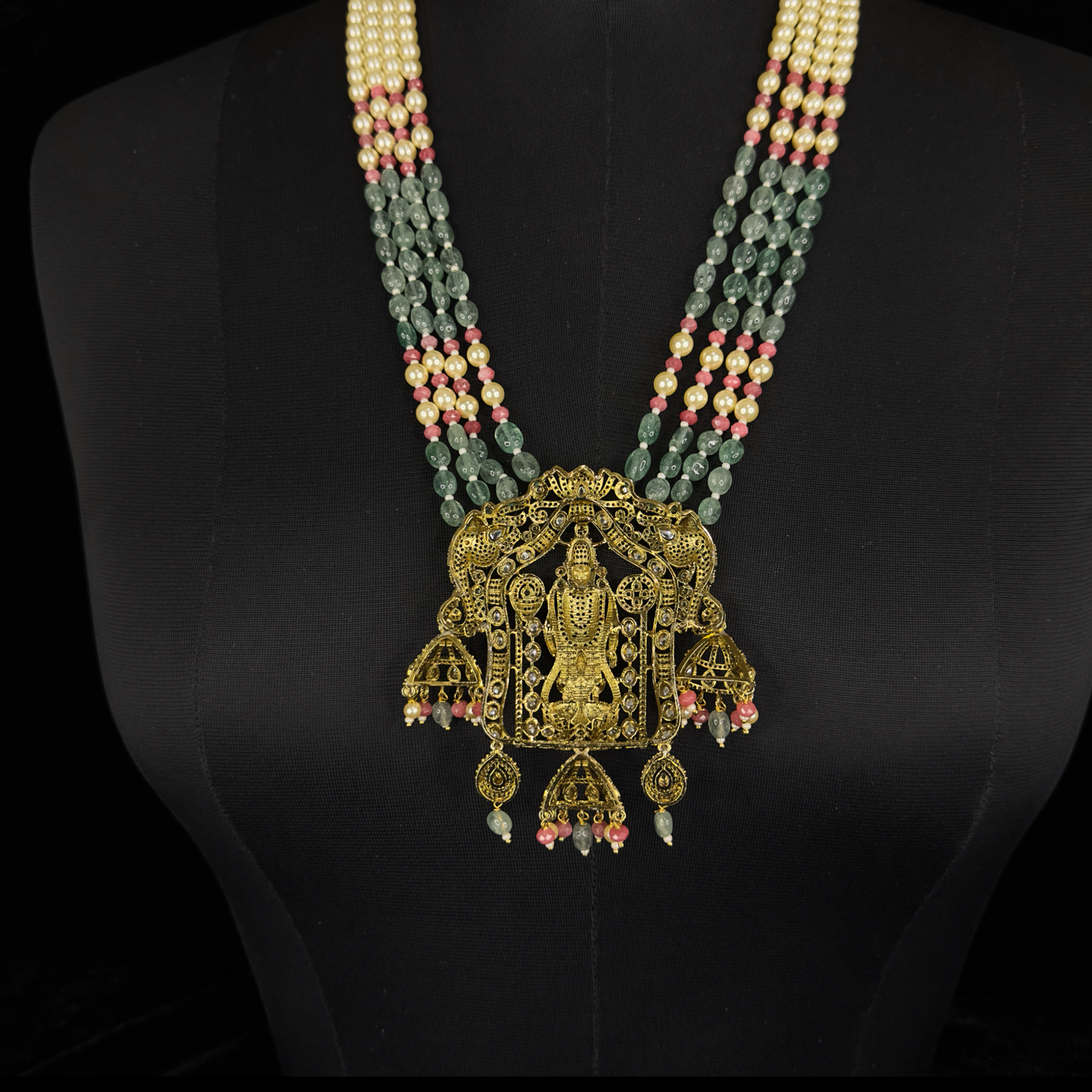 Temple Victorian Beads Necklace set