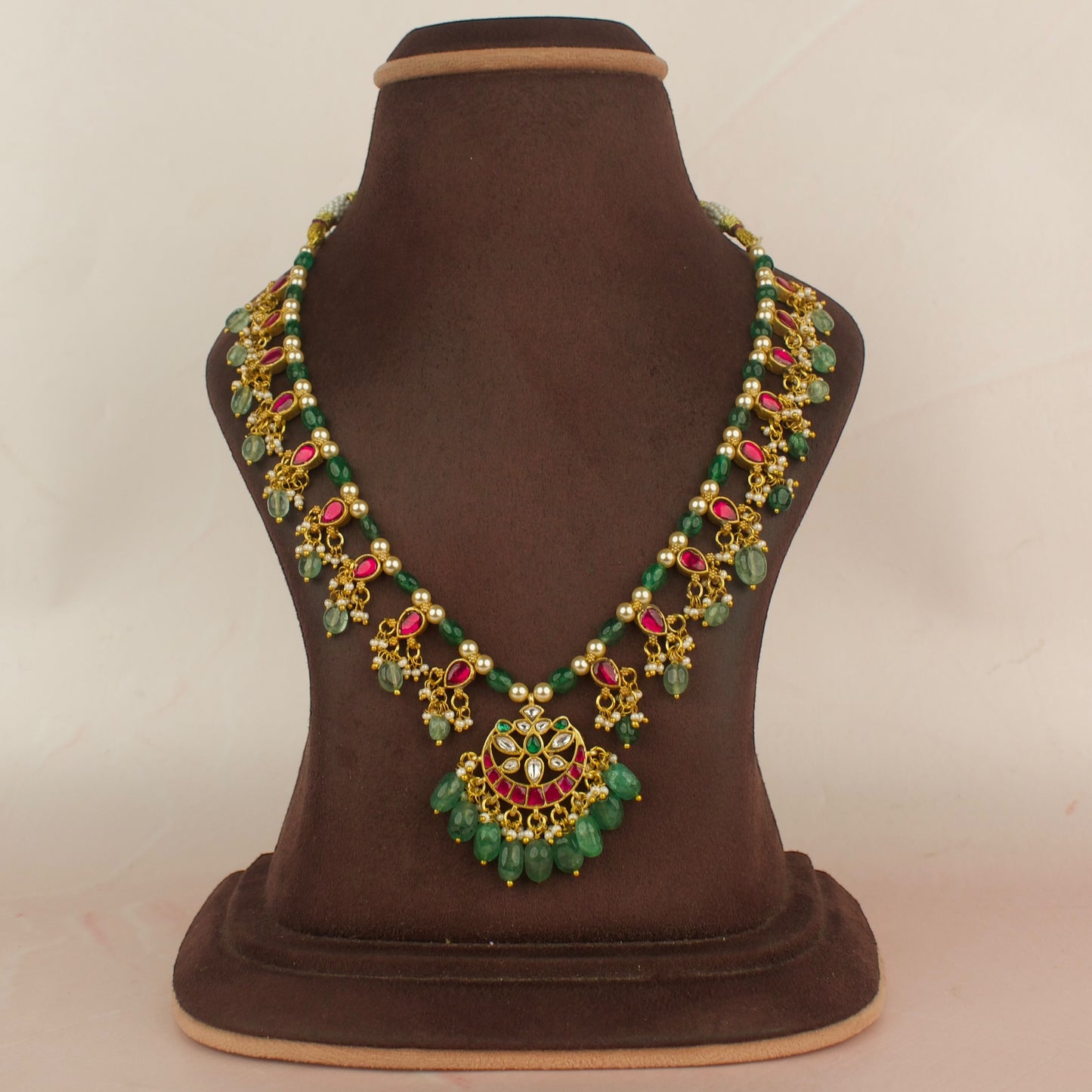 Sleek Jadau Kundan Beads Chain Necklace