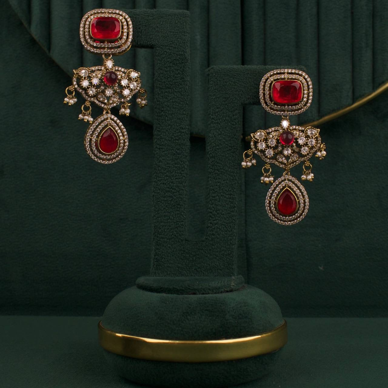 Royal Elegance Polki Victorian Short Necklace with Matching Earrings