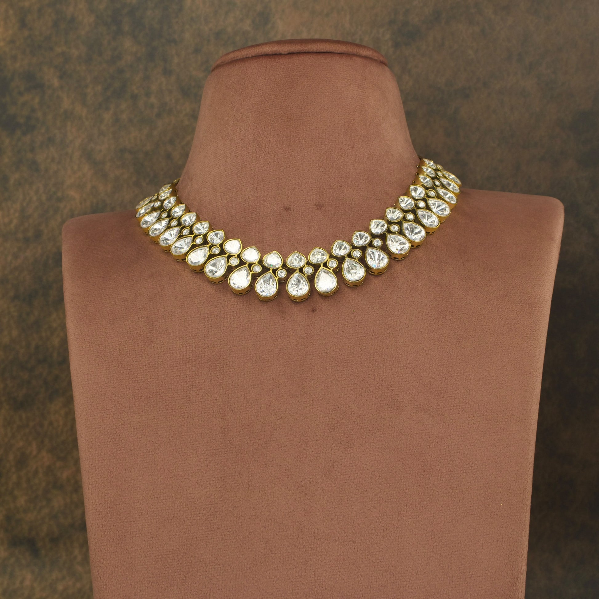 Timeless Elegance: Victorian Polki Necklace Set with high quality Victorian finish