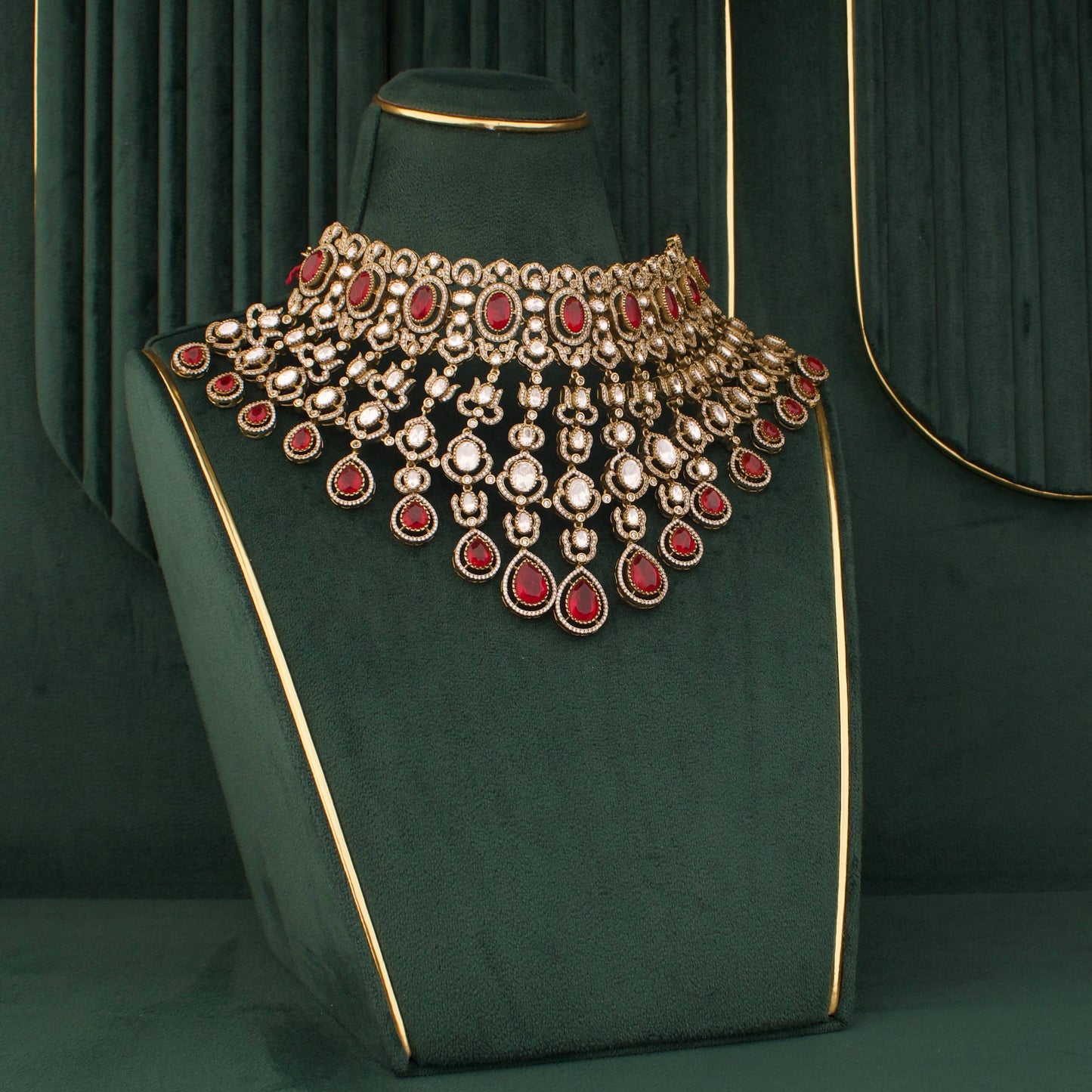 Luxury Royal Victorian Bridal Choker And Earring Set