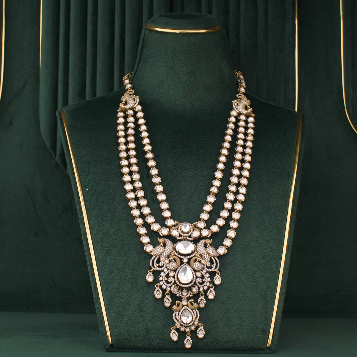 Close-up detailing of Grand Layered Victorian Polki Set With Matching Earrings adorned with ruby