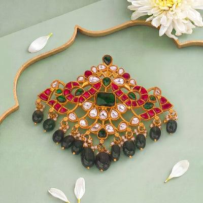 Ethnic Jadau Kundan Pendant With Emerald Beads