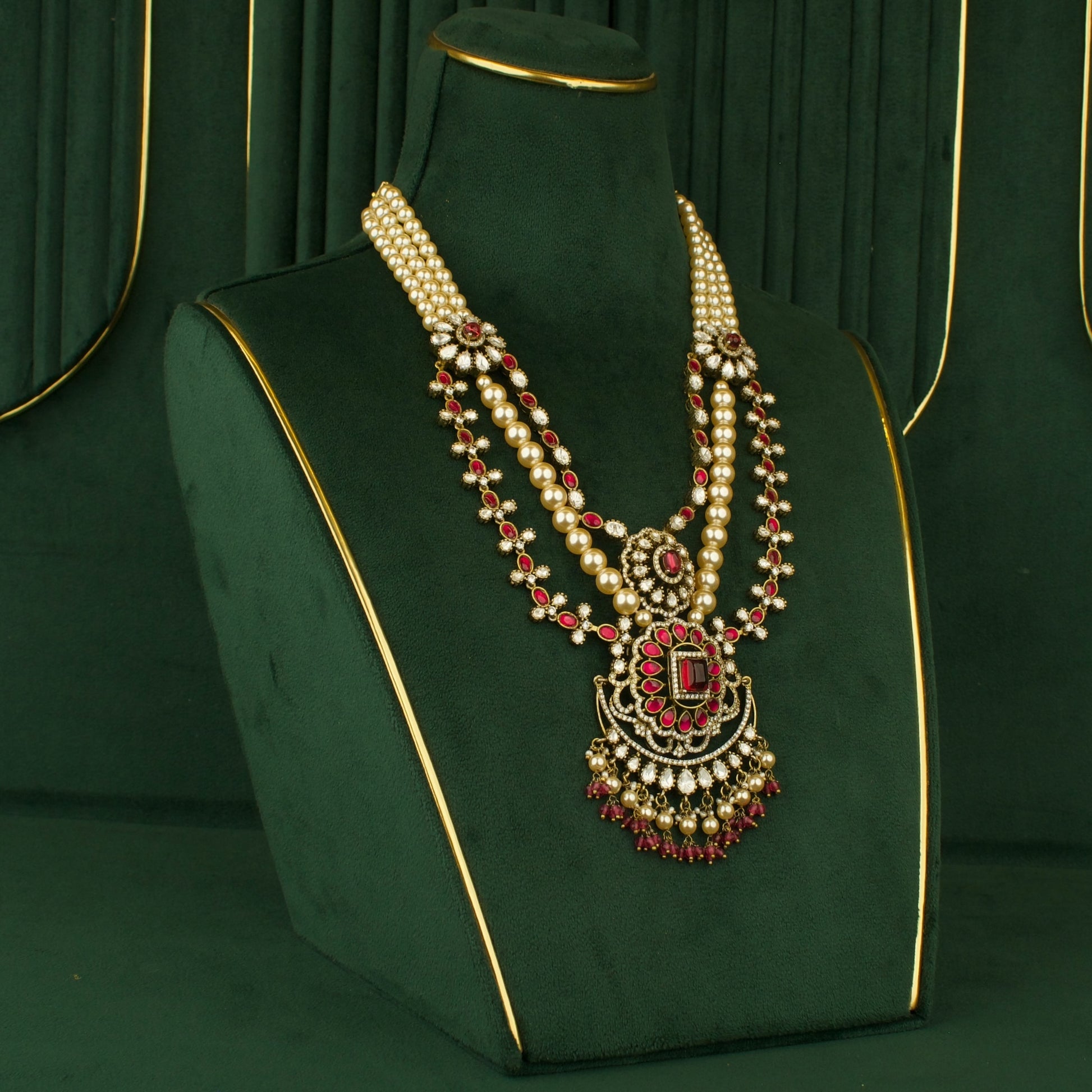 Close-up detailing of Bridal Victorian Polki Necklace Swarovski Chain Haram adorned with ruby