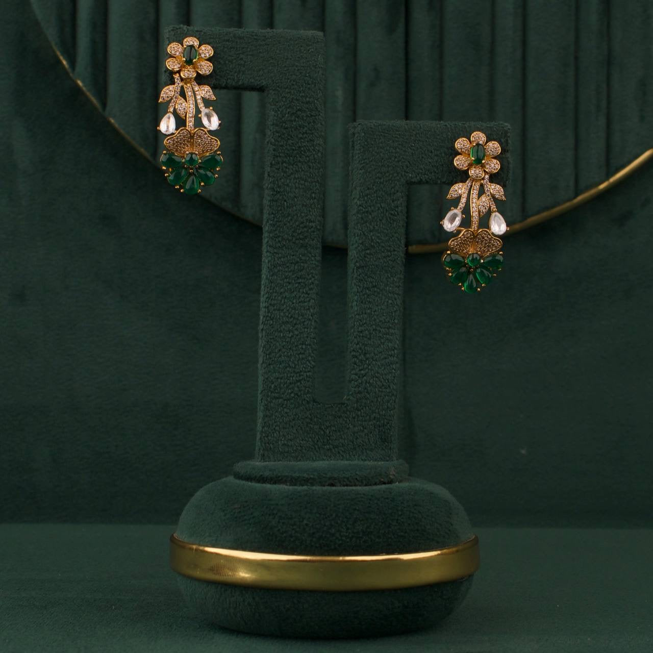 Floral Fusion Design Necklace Set In Mehandi Victorian